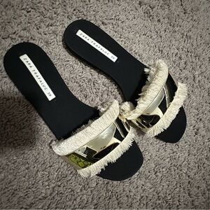 Cloth like material gold plate sandals